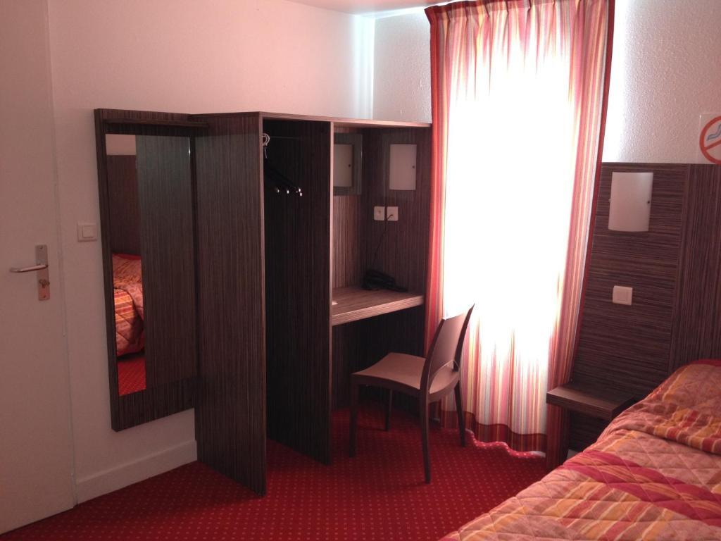Fasthotel Toulon Cuers Exterior photo